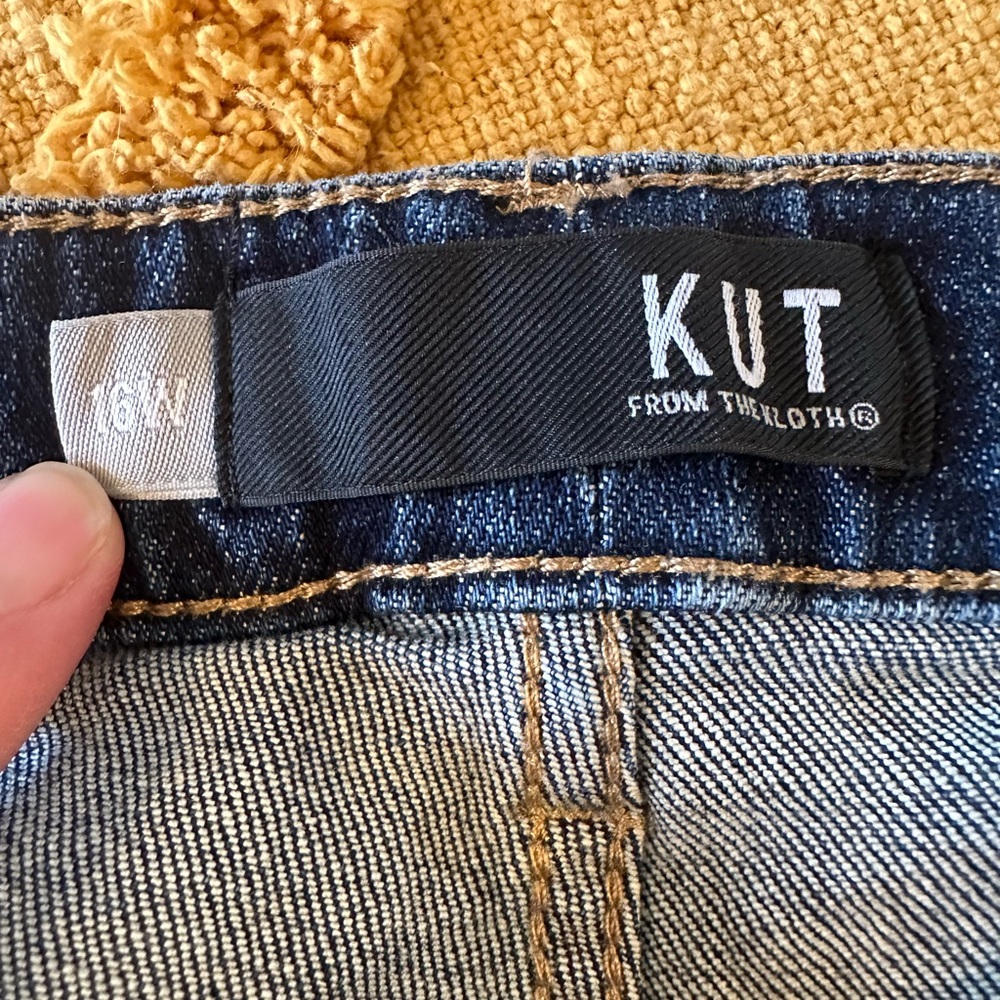 Kut from the Kloth Denim Shorts almost new - Picture 4 of 7